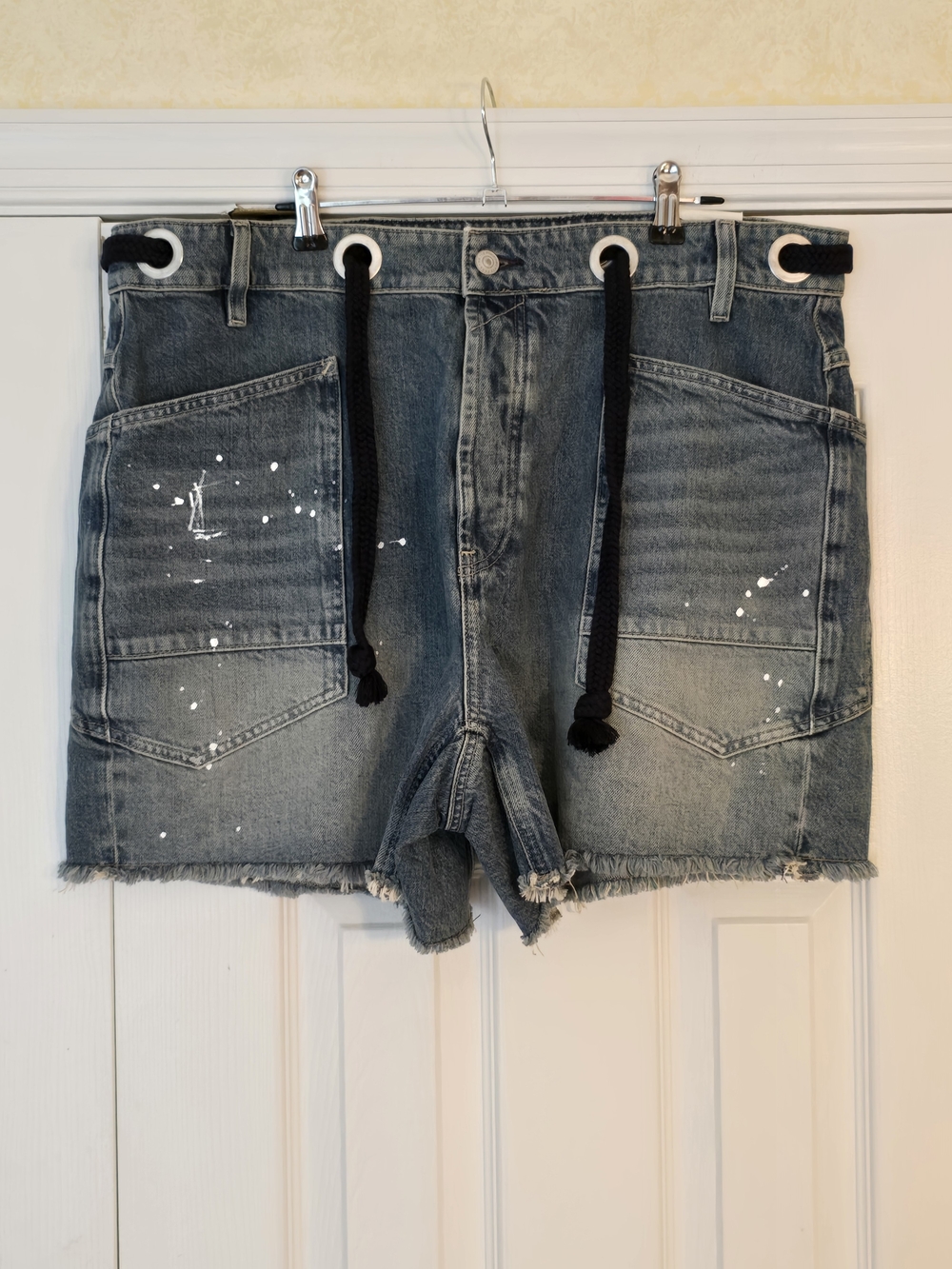 NWT We The Free Paint Splatter Moxie Shorts with Drawcord - 32
